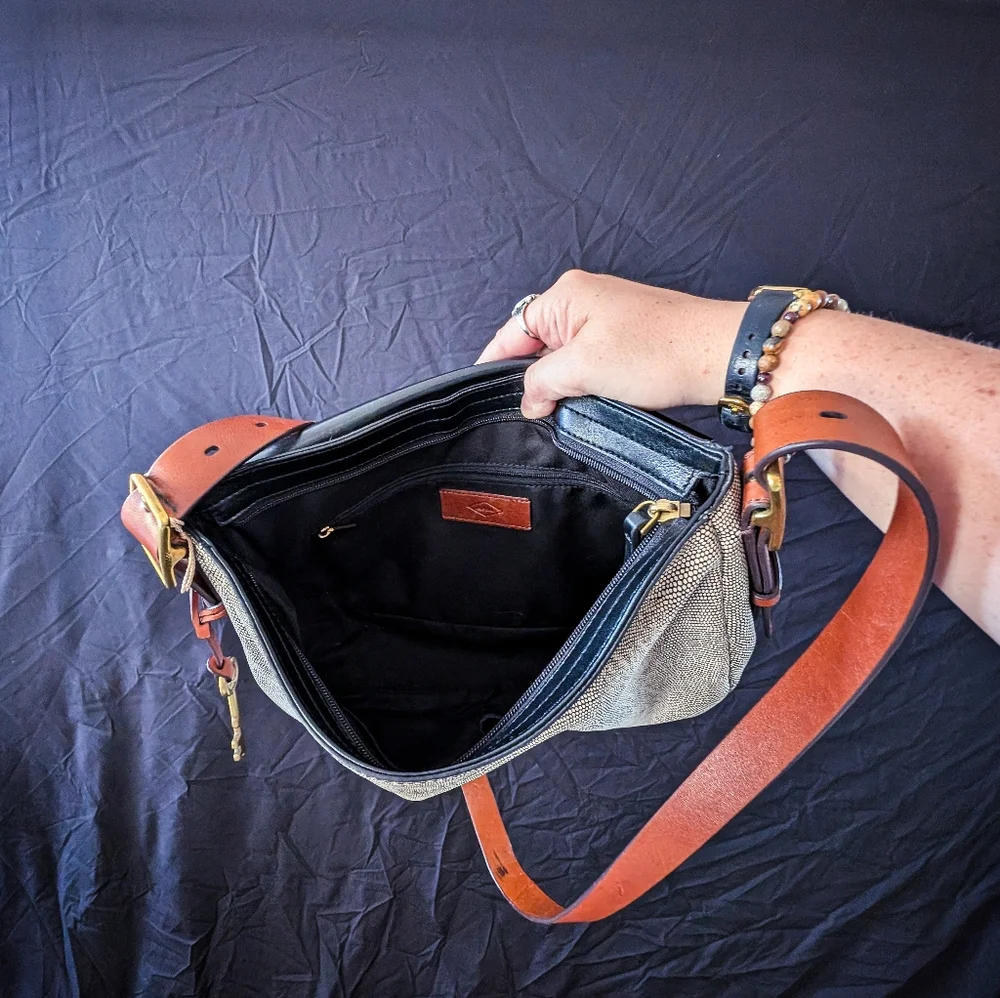 Purse - Picture 4 of 4